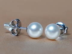 Súprava zlatých šperkov s japonskými akoya perlami APNCHSET002C AE585AAAwP.JPG APNCHSET002C