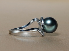 Zlatý prsteň s pravou tahitskou perlou a briliantmi BC03WR-T BC03WR-T-1.JPG BC03WR-T