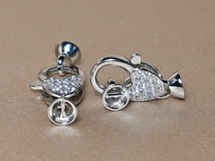 Elegantný strieborný perlový uzáver SRDIEČKO K04 Elegantný strieborný perlový uzáver srdiečko K04.3.JPG K04