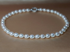 Náhrdelník z pravých oválnych sladkovodných perál AAA OSN8590AAAwA Náhrdelník z pravých oválnych sladkovodných perál OSN8590AAAwA.1.JPG OSN8590AAAwA