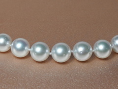 Náhrdelník juhomorské perly 10-12,5mm JPN125AA+wO Perlový náhrdelník JPN125AA+wO.1.JPG JPN125AA+wO