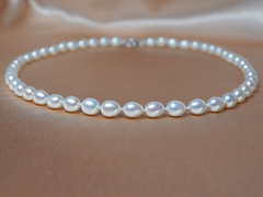 Perlový náhrdelník pravé oválne perly OSN06AA+wJ Perlový náhrdelník OSN06AA+wJ-1.JPG OSN06AA+wJ