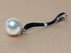 Prívesok s perlou BC04SP-W Prívesok BC04SP-W_1.JPG BC04SP-W