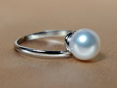 Zlatý prsteň 14K s japonskou akoya perlou BC028WR-A Prsten s perlou akoya perla BC028WR-A_1.JPG BC028WR-A