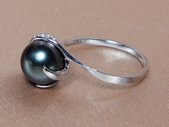 Zlatý prsteň s tahitskou perlou AAA a briliantmi BC05WR-T Prsteň s pravou tahitskou perlou a briliantmi-1.JPG BC05WR-T