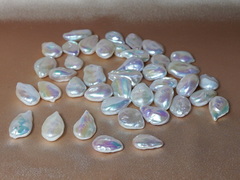 Sladkovodné perly tvaru slzy SLP1520wD Sladkovodné perly tvaru slzy SLP1520wD.1.JPG SLP1520wD