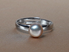 Prsteň s perlou PR100G Strieborný prsteň s pravou riečnou perlou PR100G_1.JPG PR100G