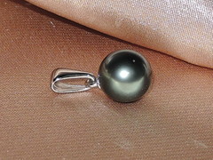 Prívesok s perlou TPAA+ZGc TPAA+ZwGC_.jpg TPAA+ZGc