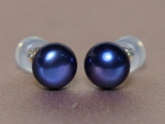 Zlaté napichovacie perlové náušnice BSE14YG Zlaté napichovacie perlové náušnice BSE14YG.1.JPG BSE14YG