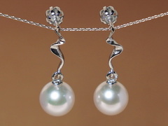 Zlaté náušnice 14K s perlami Južného Pacifiku SSWE005B Zlaté náušnice 14K s perlami Južného Pacifiku SSWE005B.2.JPG SSWE005B