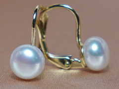 Zlaté náušnice 14K s pravými bielymi perlami DS701YBE-W Zlaté náušnice 14K s pravými bielymi perlami DS701YBE-W.jpg DS701YBE-W