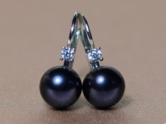 Zlaté náušnice 14K so zirkónom a perlou BC022WFE-B Zlaté náušnice 14K so zirkónom a pravou perlou BC022WFE-B.1.JPG BC022WFE-B