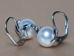 Zlaté náušnice s juhomorskými perlami a briliantmi BC05WE-W Zlaté náušnice perly Južného Pacifiku BC05WE-W.2.JPG BC05WE-W