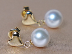 Zlaté náušnice so sladkovodnými perlami WW03YHE-FW Zlaté náušnice s morskými perlami WW03YHE-FW-1.JPG WW03YHE-FW