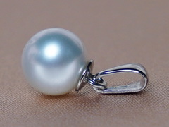 Zlatý prívesok 14K s perlou Južného Pacifiku SSwP002B Zlatý prívesok s perlou Južného Pacifiku SSwP002B.2.JPG SSwP002B