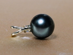 Zlatý prívesok 14K s tahitskou perlou BC025YP-T Zlatý prívesok s pravou tahitskou perlou BC025YP-T-2.JPG BC025YP-T