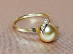 Set šperkov s perlami Južného Pacifiku a briliantmi BC05YS-G Zlatý prsteň s juhomorskou perlou BC05YR-G.JPG BC05YS-G