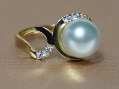 Zlatý prsteň 14K s perlou Južného Pacifiku BC03YR-W Zlatý prsteň s perlou Južného Pacifiku BC03YR-W.JPG BC03YR-W