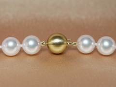 Perlový náhrdelník z japonských akoya perál HANADAMA 9mm HANADAMA 9095 perlovynahrdelnik uzaver.JPG HANADAMA 9095