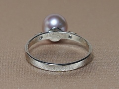 Strieborný prsteň s perlou BC027SR-L prsten-s-perlou-BC027SR-L.JPG BC027SR-L