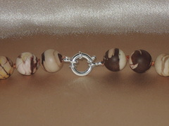 Náhrdelník z jaspisu ZJN010K uzáver z jaspisu.JPG ZJN010K