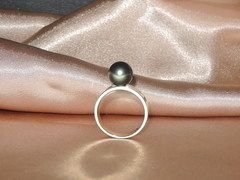 Zlatý prsteň 14K s čiernou tahitskou perlou BC032YR-T y1.jpg BC032YR-T
